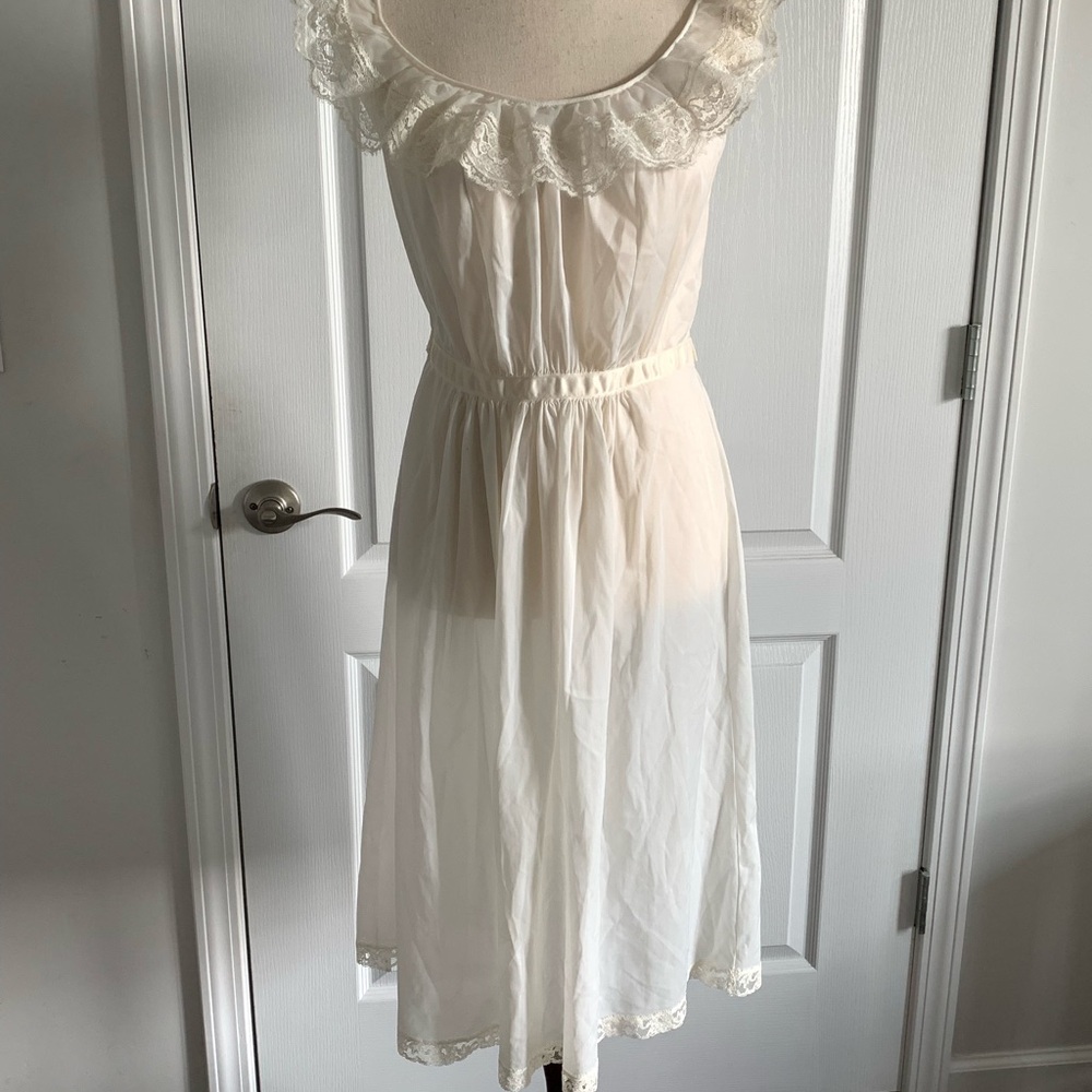 Vintage Roger’s 50s lace slip lingerie - Picture 5 of 16